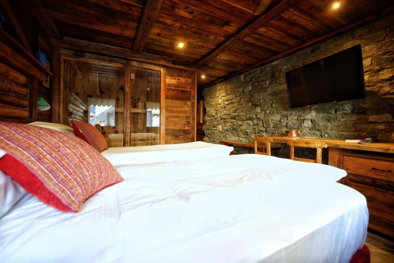 Hotel Cafe Quinson Relais De Charme Morgex Exteriér fotografie